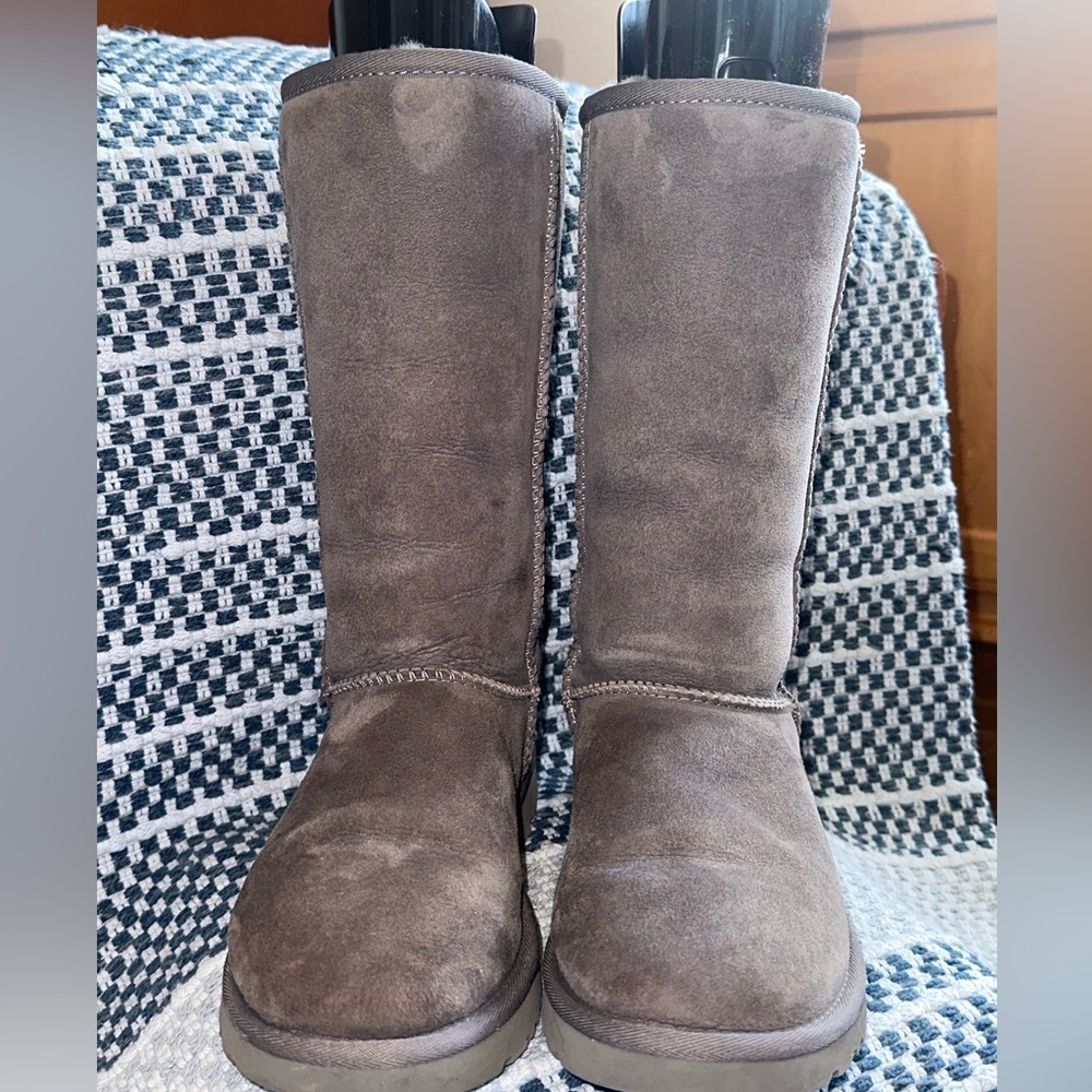 Gray tall UGGS